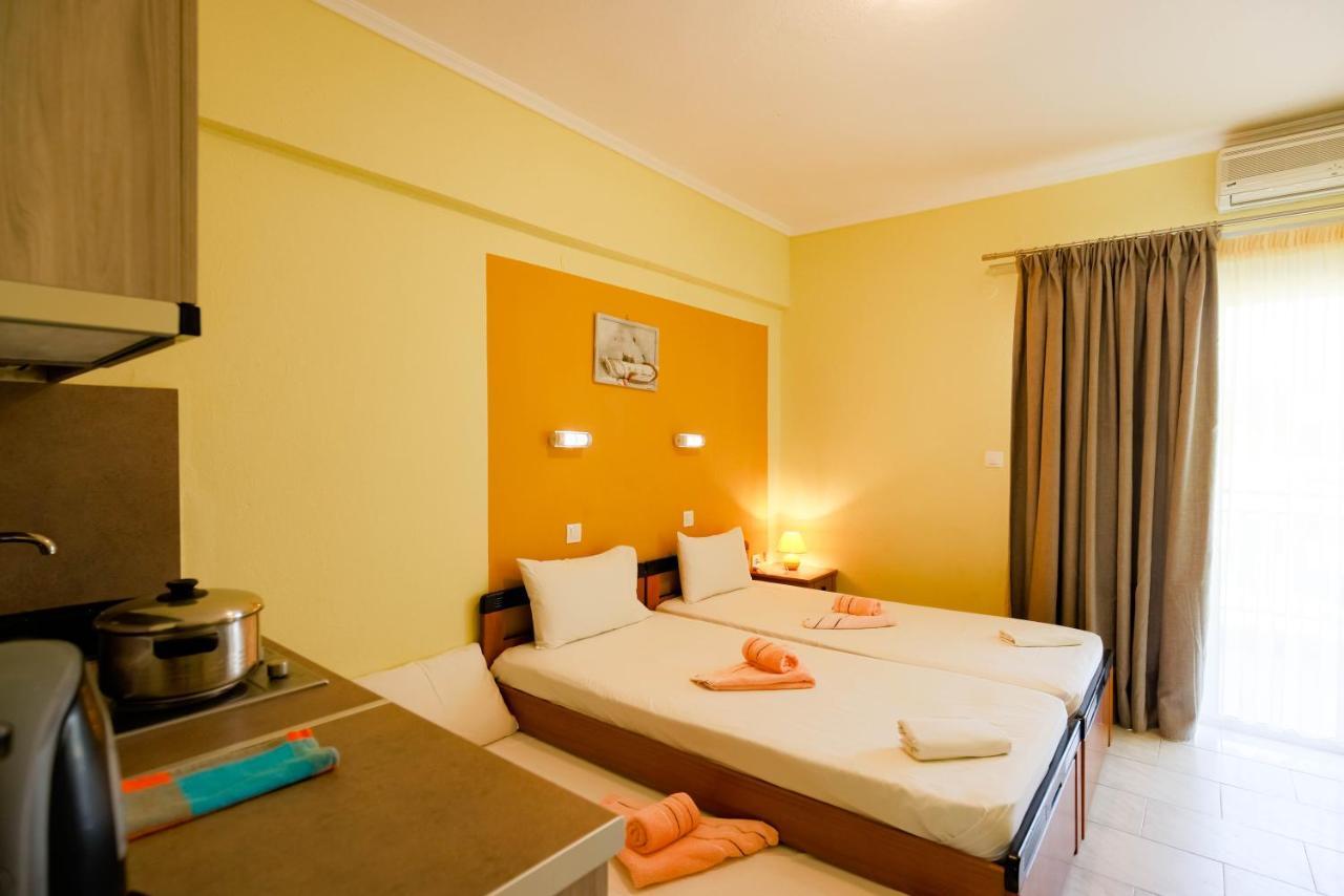 Dionisos Apartments Paralia Dionisiou Zewnętrze zdjęcie