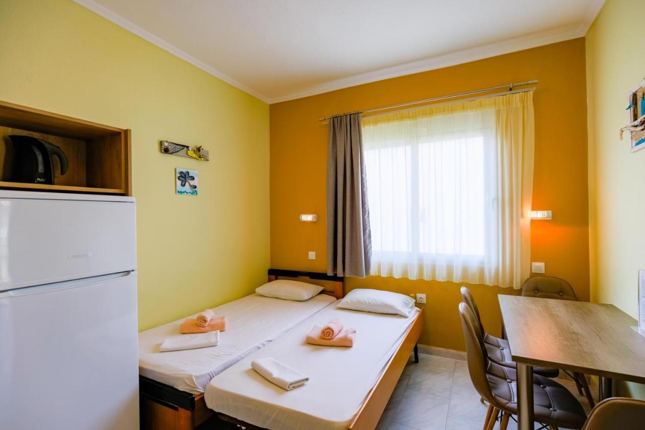 Dionisos Apartments Paralia Dionisiou Zewnętrze zdjęcie
