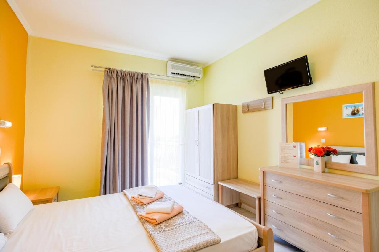 Dionisos Apartments Paralia Dionisiou Zewnętrze zdjęcie