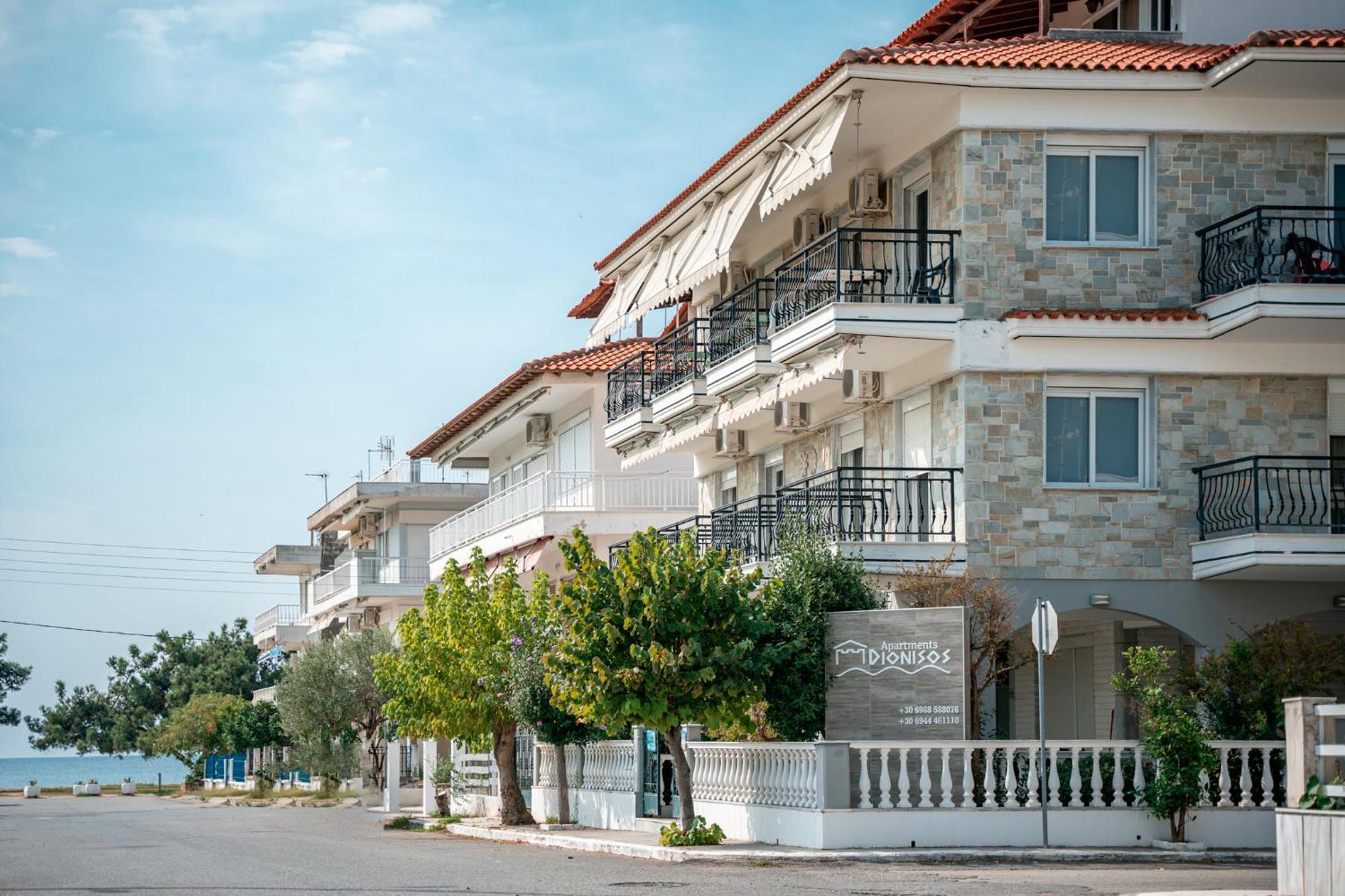 Dionisos Apartments Paralia Dionisiou Zewnętrze zdjęcie