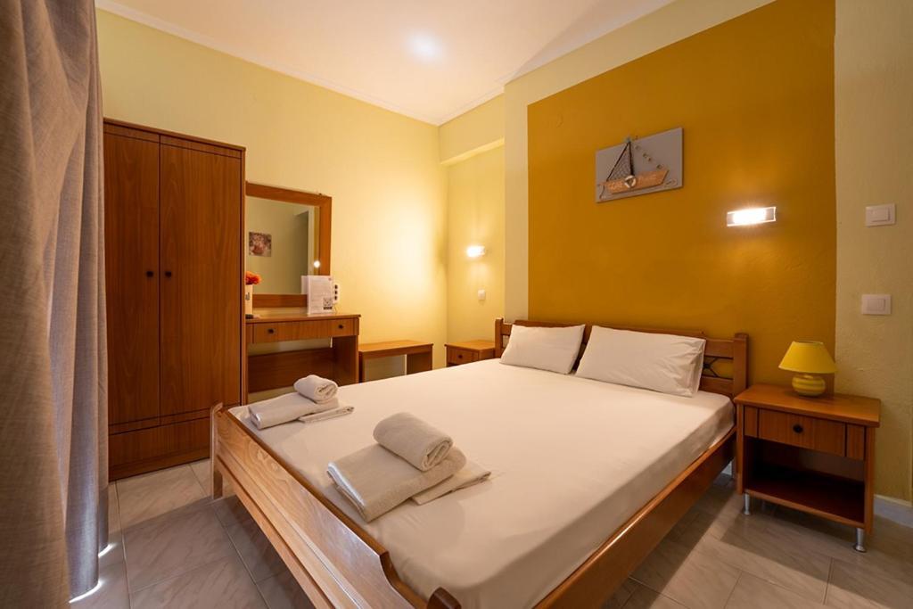 Dionisos Apartments Paralia Dionisiou Zewnętrze zdjęcie