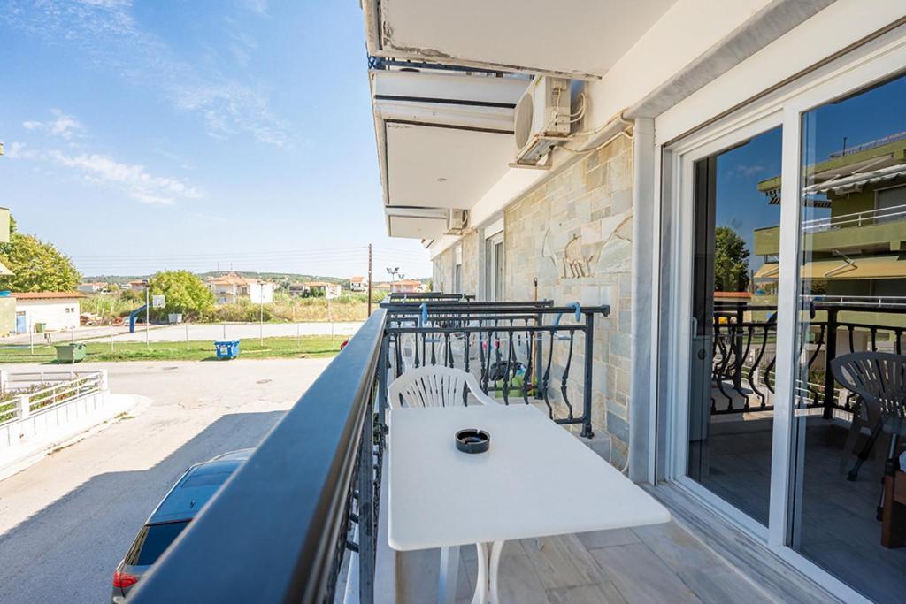 Dionisos Apartments Paralia Dionisiou Pokój zdjęcie